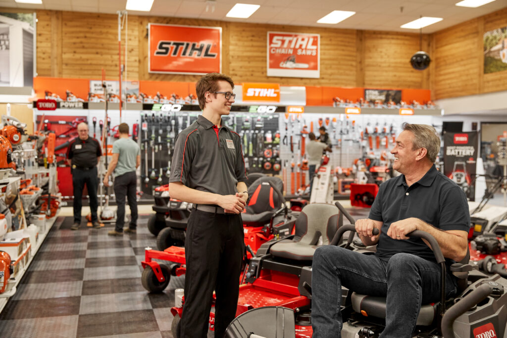 Home Hardware 20220320 2949