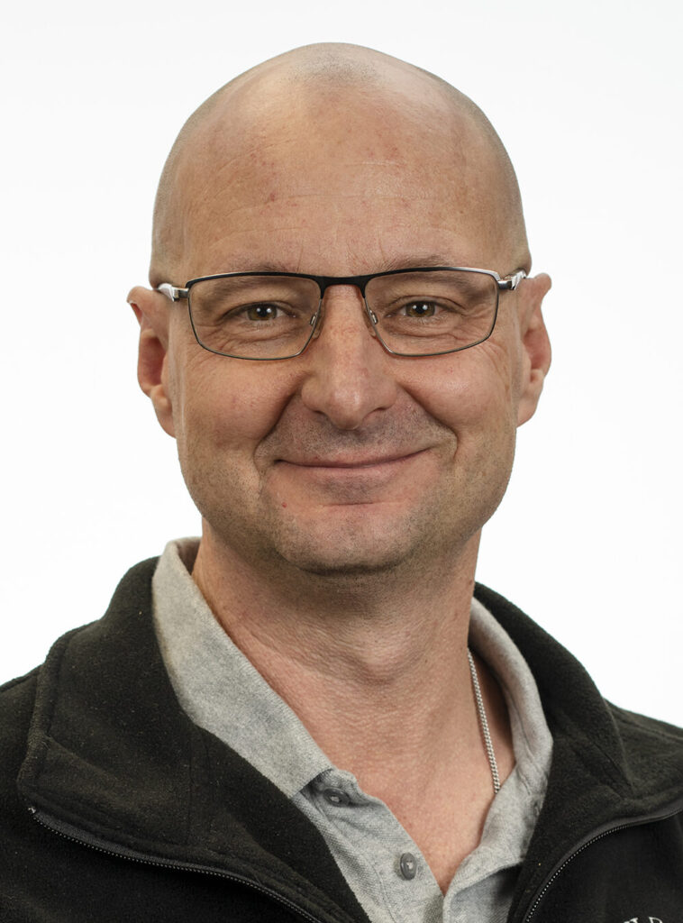 Leier Doug 2022 maxWidth 1200 maxHeight 1600 ppi 72 quality 100 e1692014569395