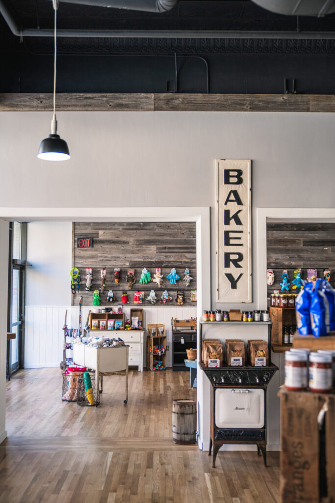 first avenue market 9 scaled e1697483765265