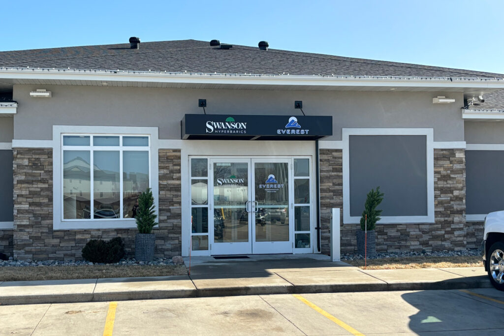 Learn how Fargo's Swanson Hyperbarics can help with athletics recovery and injury healing through a variety of therapies!