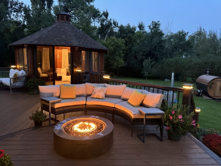 people outdoor sauna cold plunge group 05