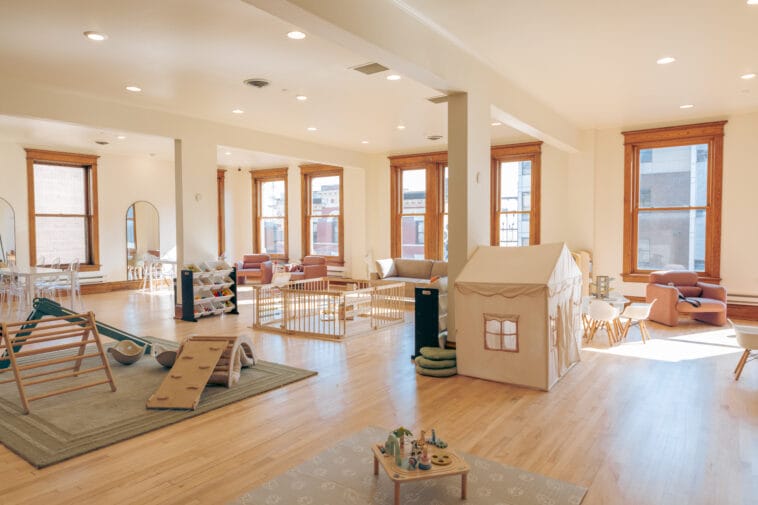 playroom office space interior 04